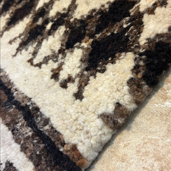 Bohemian Geometric Patterned Rug - Picture 2 of 4